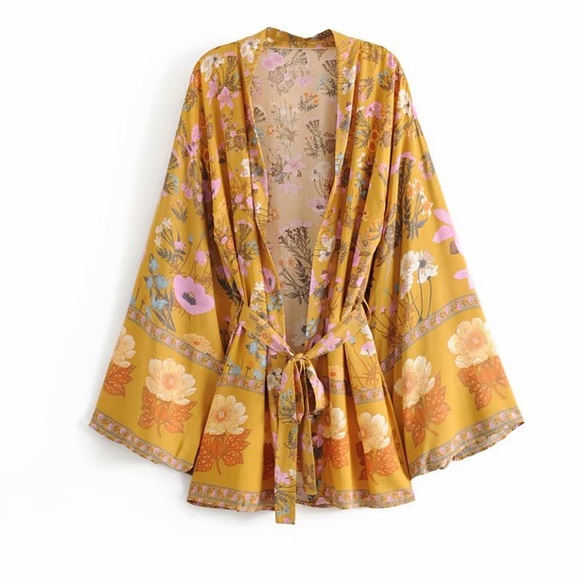 SOLD OUT Boho Gypsy Floral Short Kimono Robe Wrap Top - Picture 6 of 8
